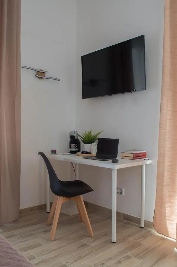 Pensión Tiber Rooms Testaccio Roma