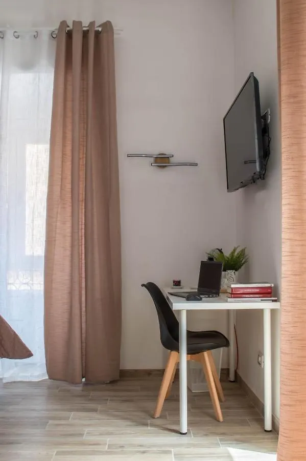 Tiber Rooms Testaccio Roma Italia